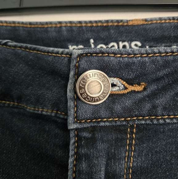 Maurices Mid Rise Jeans With Plaid Details - Picture 3 of 6